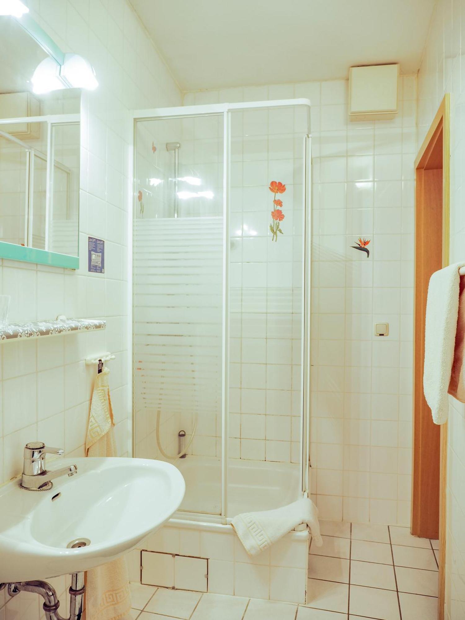 Hotel Zur Sonne كوتبوس المظهر الخارجي الصورة